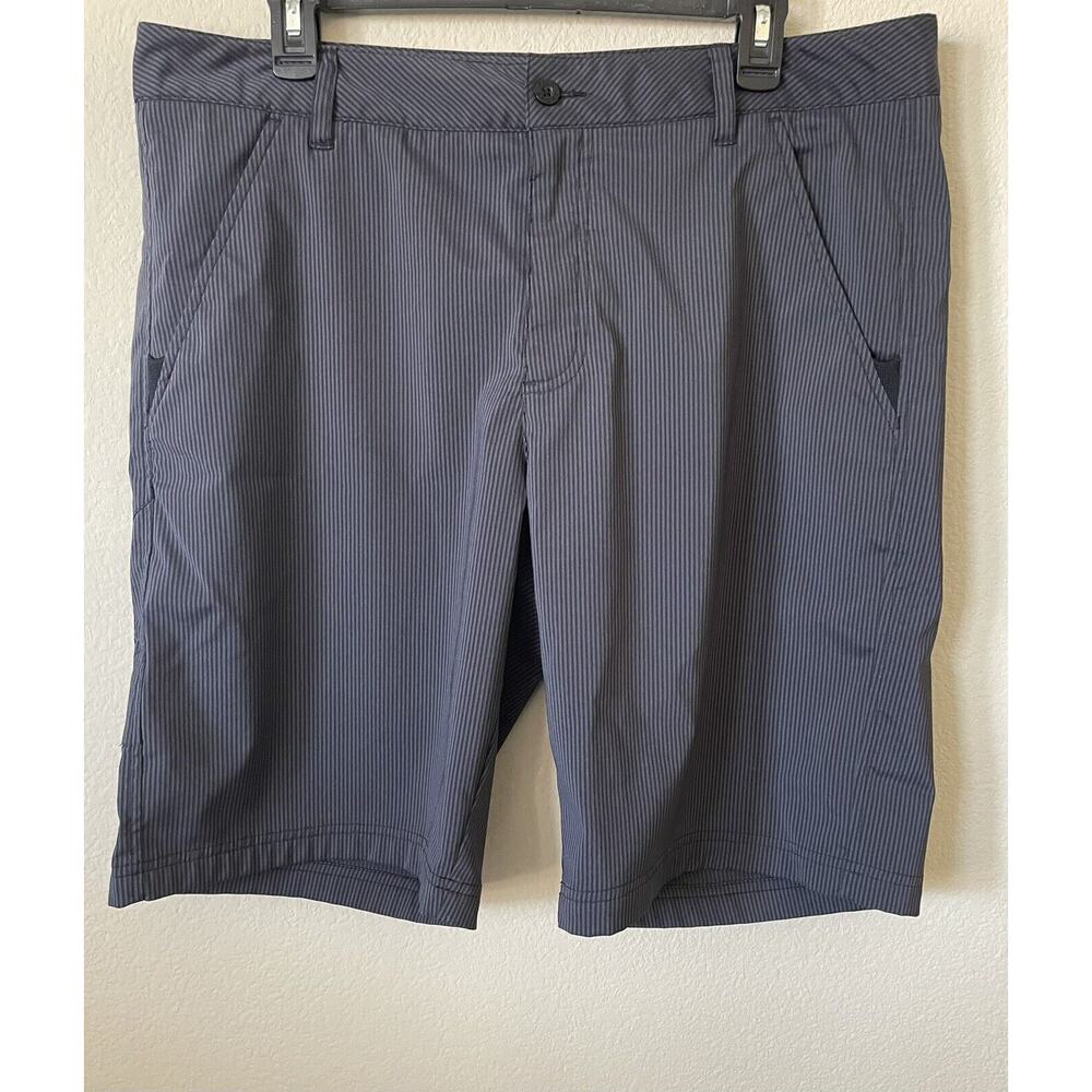 FILA SPORT GOLF Gray Striped Performance Stretch Men’s Shorts Size 36 Inseam 11